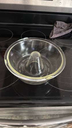Angel food cake pan- glass