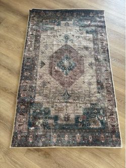3x5 Vintage-Inspired Area Rug – Boho / Farmhouse Style