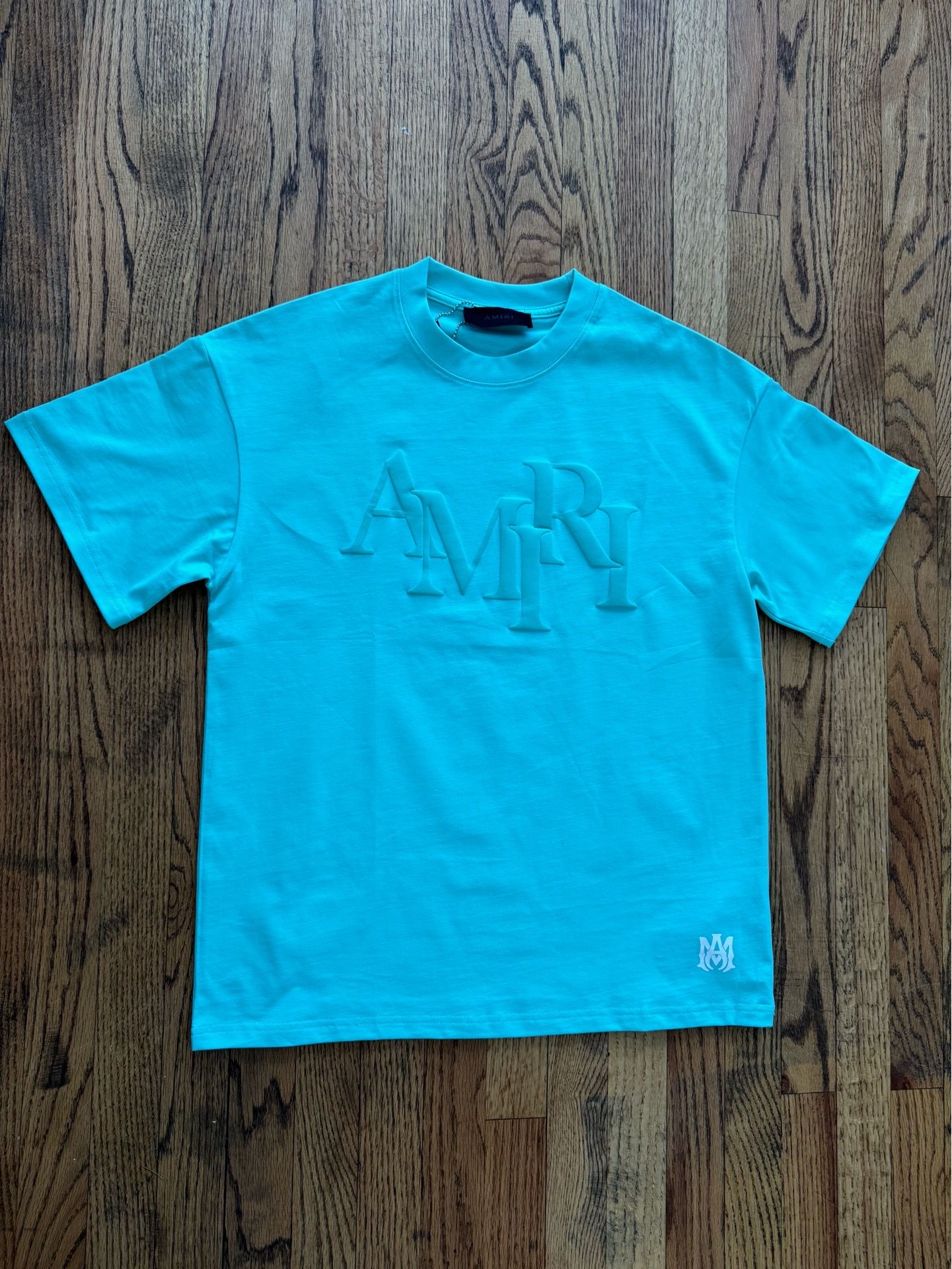 Blue or creme shirt