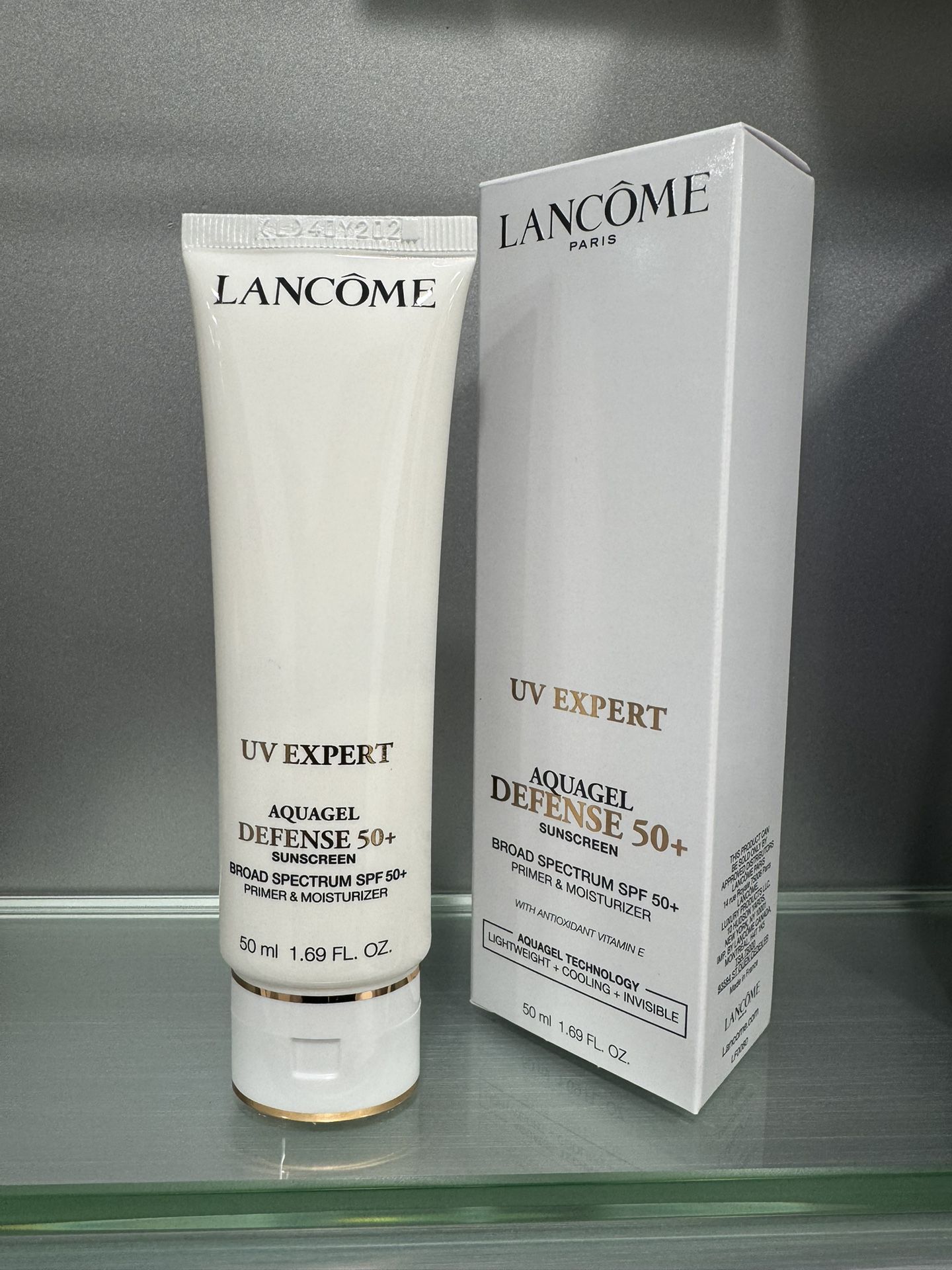 Lancome UV EXPERT DEFENSE SPF 50+ PRIMER & MOISTURIZER