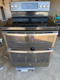 GE Stainless Steel Double Oven Electric Range