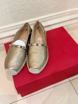 Brand New Valentino Garavani Gold Metallic Rockstud Espadrille Flats – Size 36 (EU 36)
