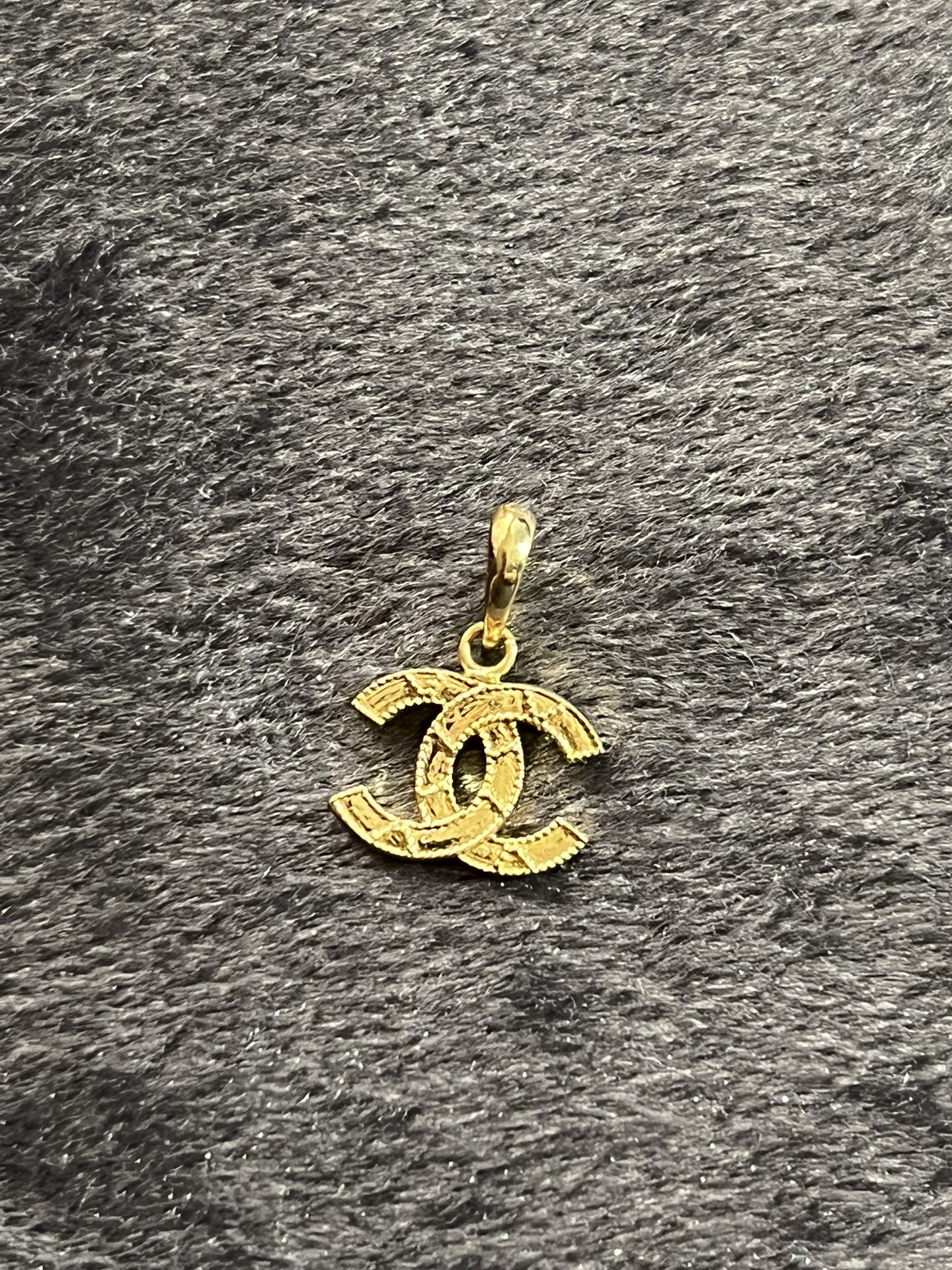 18k Saudi Gold CC Pendant