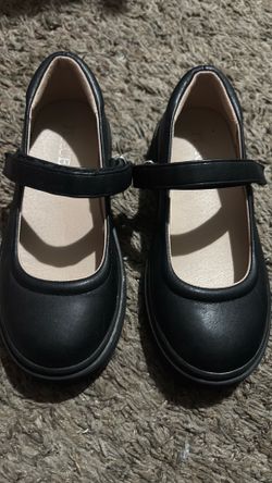 Girls Maryjane’s shoes  size 12