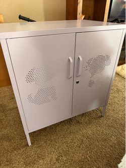 Metal locker