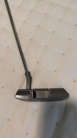 Wilson Alignment 1000 putter