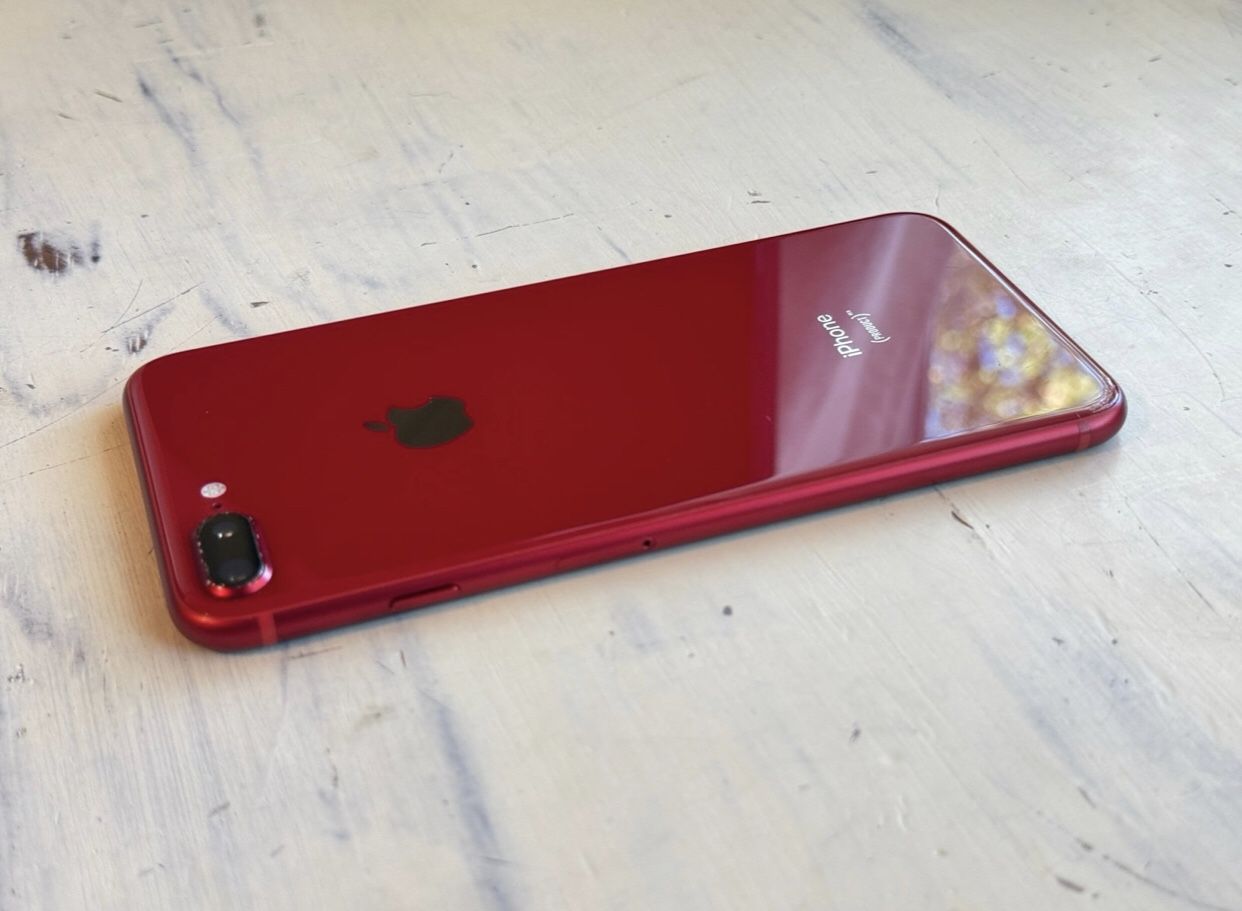iPhone 8 Plus [ Product Red ]