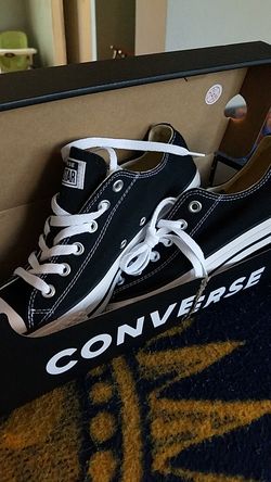 Converse size 7 men 9 women brand new never worn
