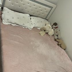 Bed Frame 