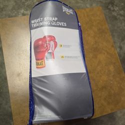 Wrist Strap Training Gloves. Boxing Gloves