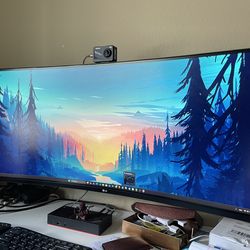 LG 34 inch monitor with USB C port