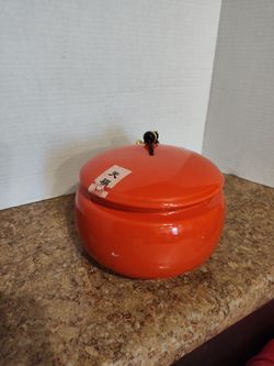 Tea container