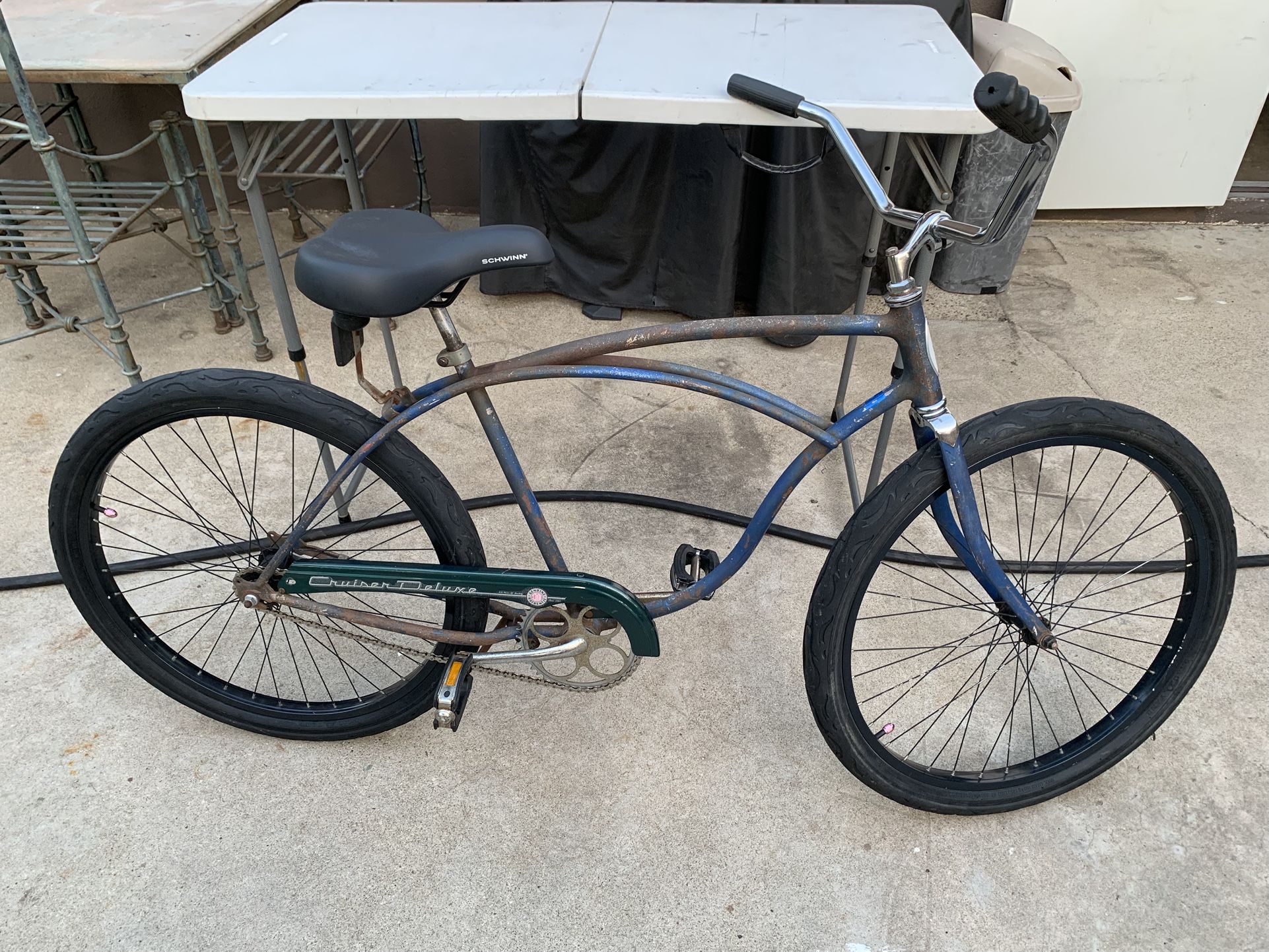 26” Schwinn Beach Cruiser