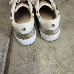 Michael Kors Woman Shoes For Size 10 For $60