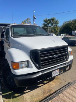 2001 Ford F-650