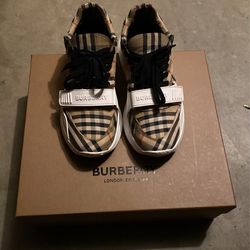 Burberry Shoes