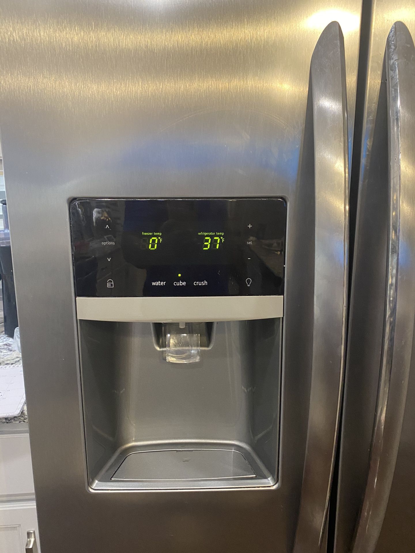 Frigidaire stainless steel refrigerator for Sale in Murfreesboro, TN OfferUp