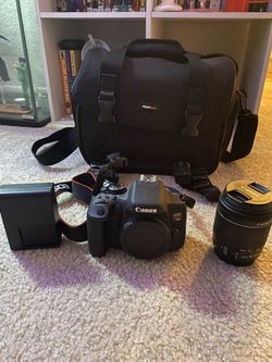 Canon Eos Rebel T6i