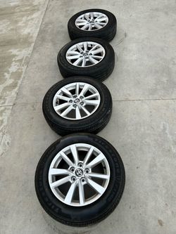 Toyota Camry stock rims
