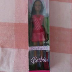 Mattel City Style Barbie Doll 2006