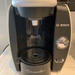 Bosch Tassimo Machine TAS 45 for Making Coffee, Lattes