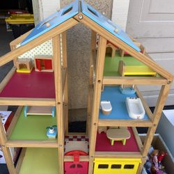 Doll House 