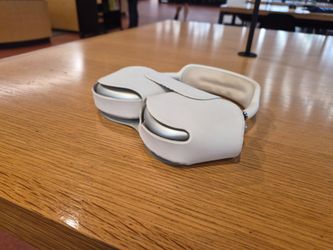 AirPods Pro Max