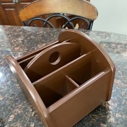 Spinning Wood Remote Control Holder/Caddy