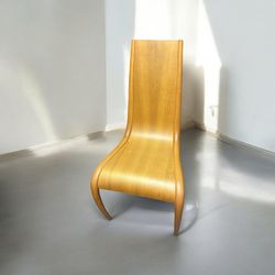 Minimalist mid-century dining chairs