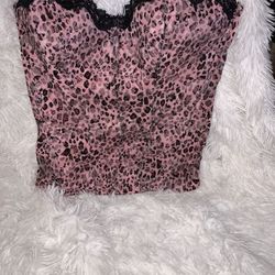Corset cheetah print size medium. Halloween costume B-14