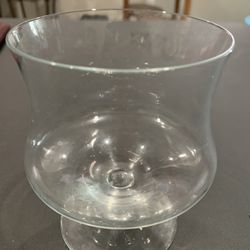VINTAGE CRYSTAL FOOTED BRANDY SNIFTER 