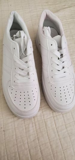 White Shoes Size 8.50