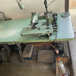 Blind stitch, sewing machine  model B518