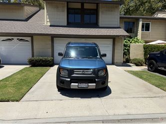 2007. Honda. Element.   $6500