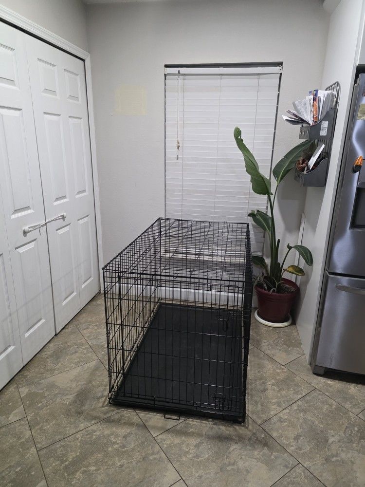 XXL Dog Crate 48×33×30 Like New