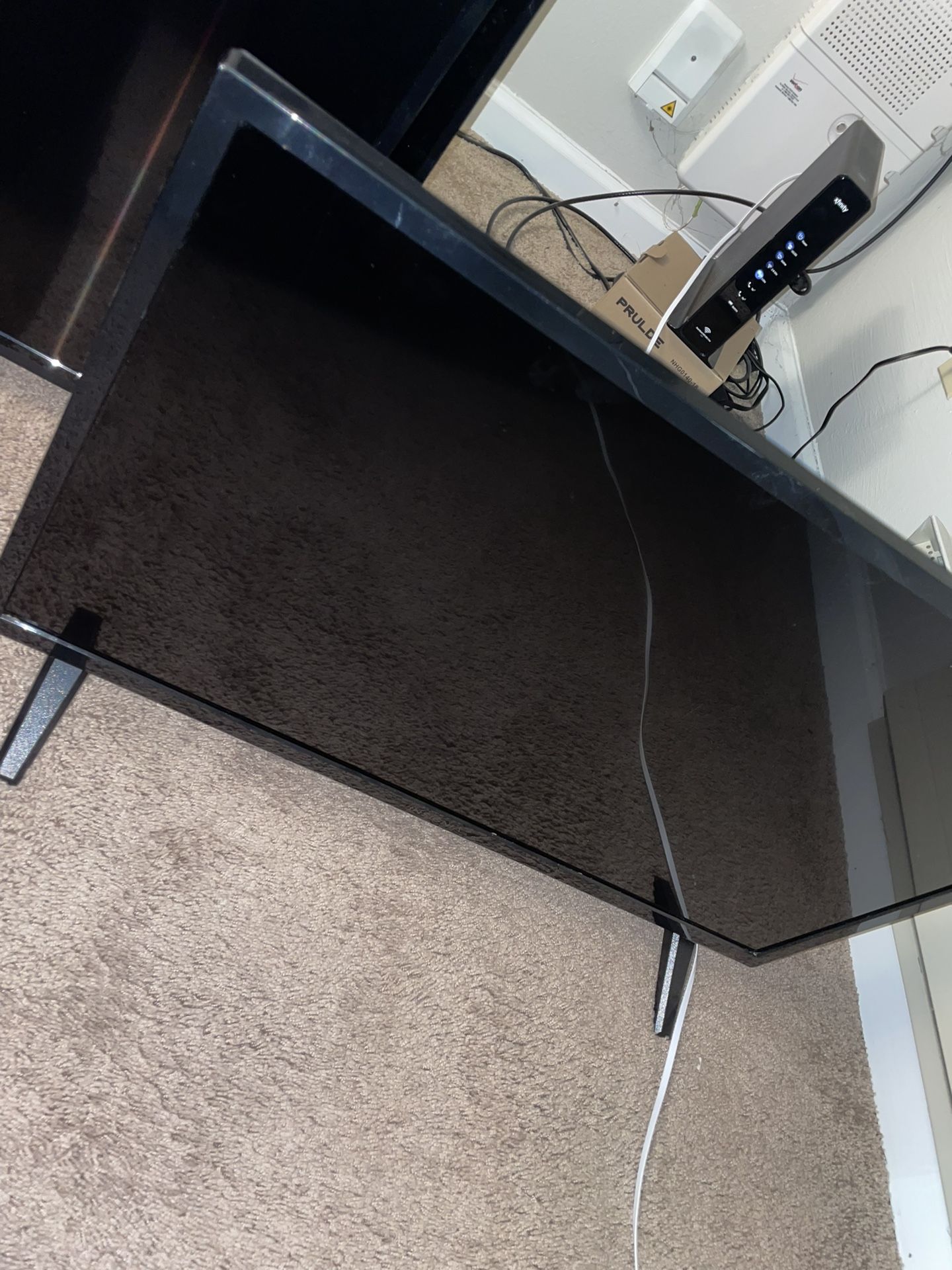 28” Insignia TV