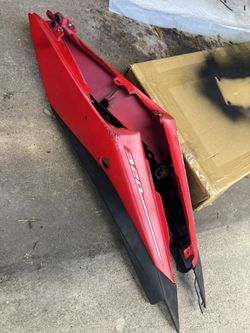 15-18 YAMAHA YZF R3 REAR BACK TAIL FAIRING COWL left and right
