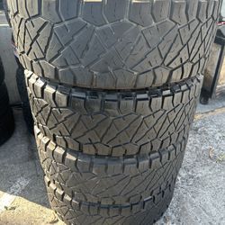 Nitto Ridge Grappler 37/12.50R17LT