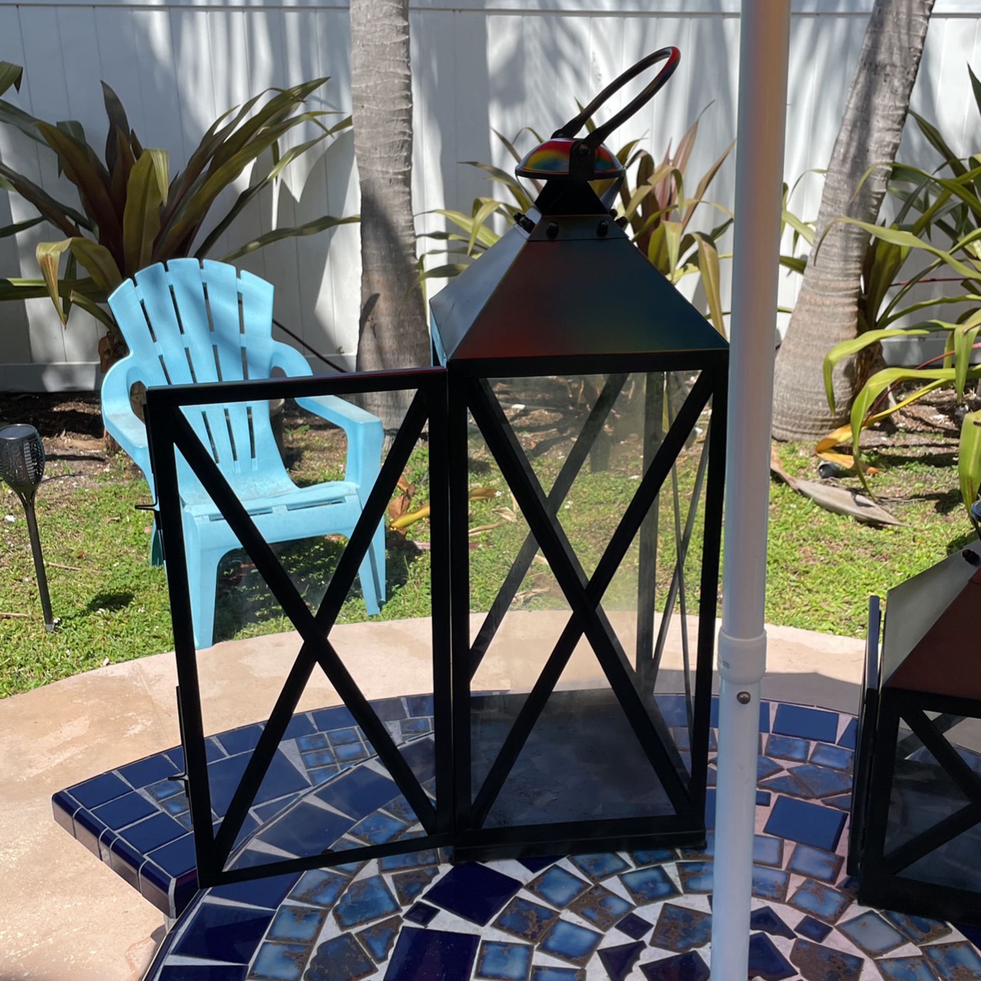 Large outdoor lantern - MISSING ONE GLASS
