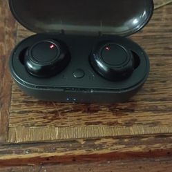 Bluetooth Earbuds 