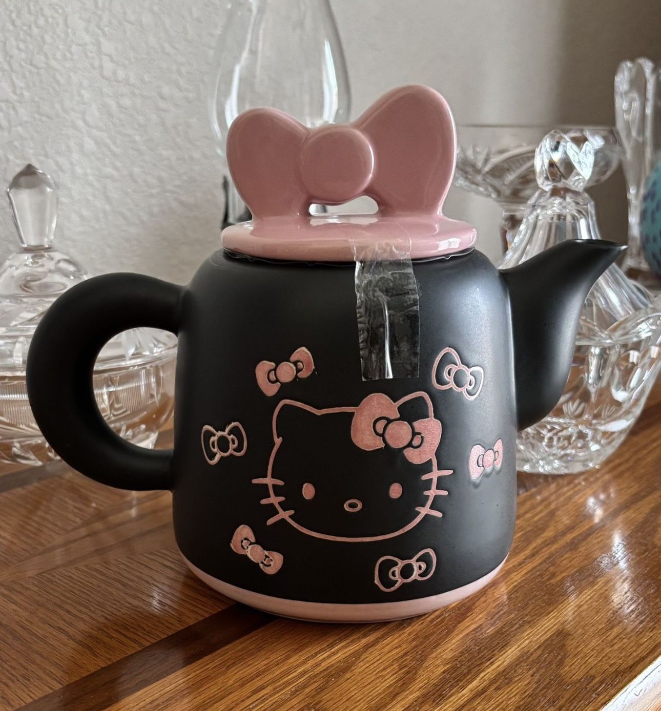 New Hello Kitty Ceramic Tea Pot