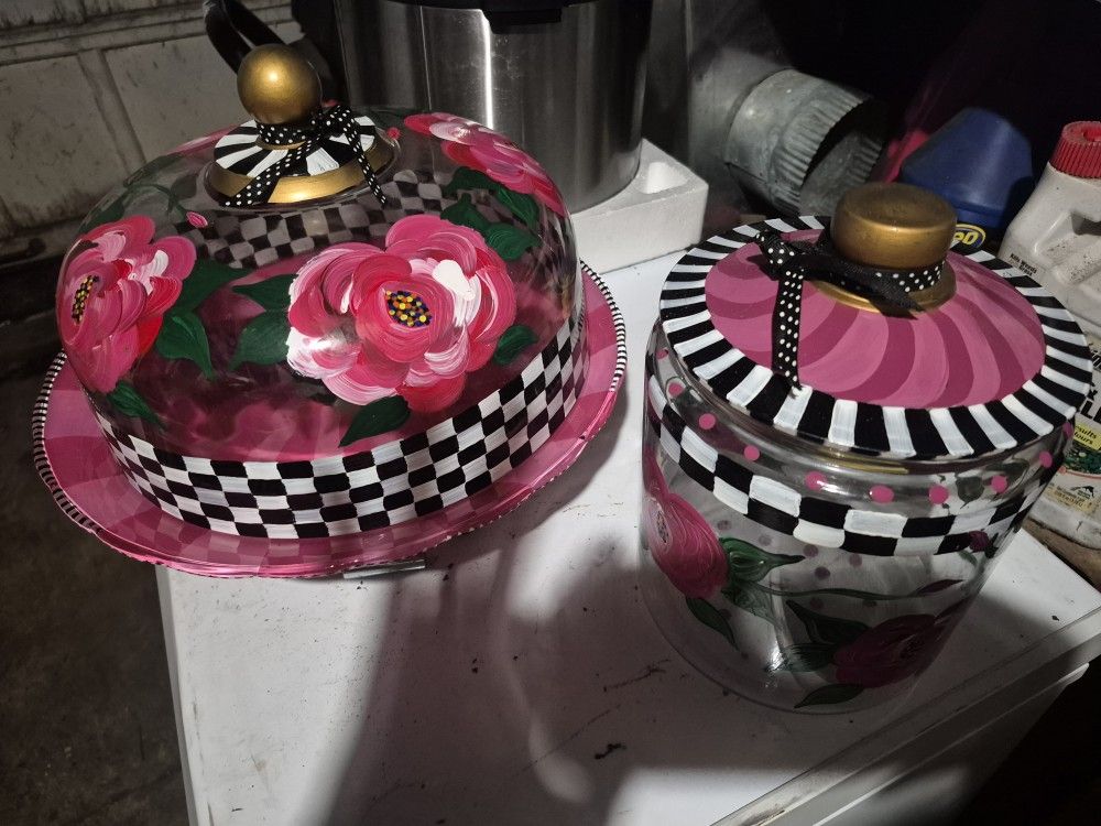 Cookie Jar And Cake Stand
