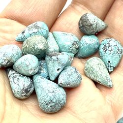 Lot Of Vintage Turquoise Drop Beads 