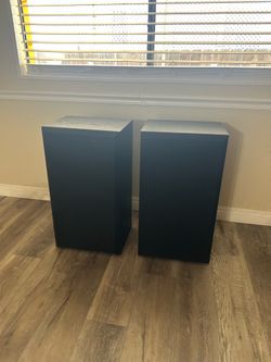 Speakers/ bocinas ‼️ $20 each $40 for both