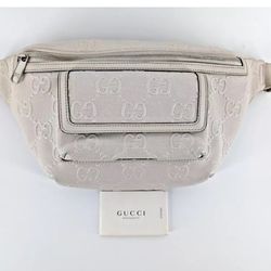 Gucci Embossed Belt bag in white 