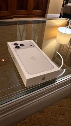 iPhone 17 Pro Max de 1 TB – NUEVO, SELLADO DE FÁBRICA – DESBLOQUEADO para todas las compañías.