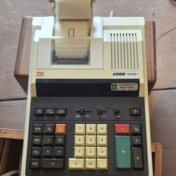 Calculator With Ribbon And Case