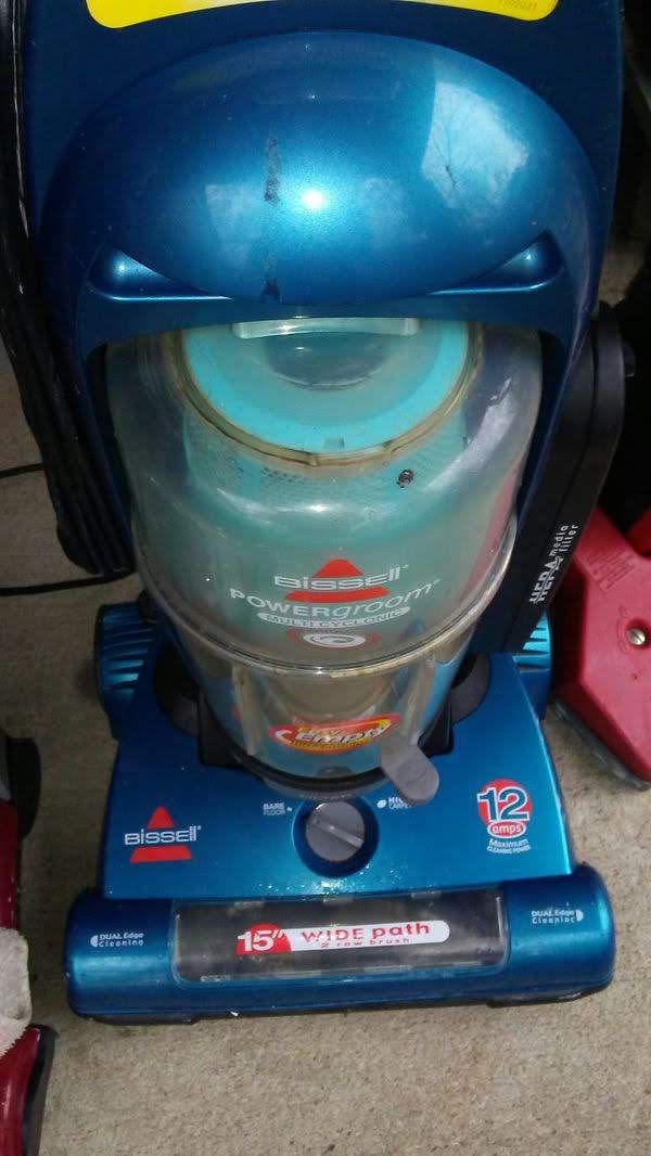 Bissell Powergroom Multi-Cyclonic Vacuum Cleaner