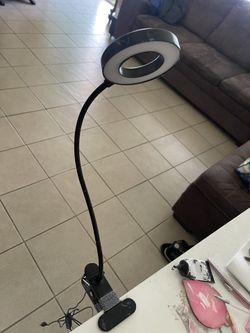 Lámpara Led Para Hacer Uñas Tiene Diferentes Formas De Luz