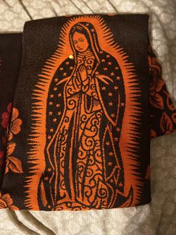 Gabanes De Frida Y De La Virgen 